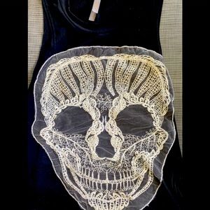 Jesse & J tank lace skull appliqué tank top